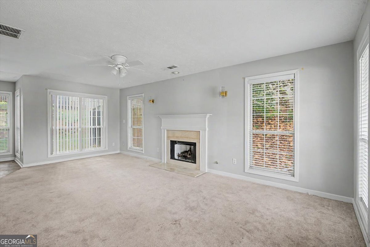 228 Kensington Trace Stockbridge - Photo 11
