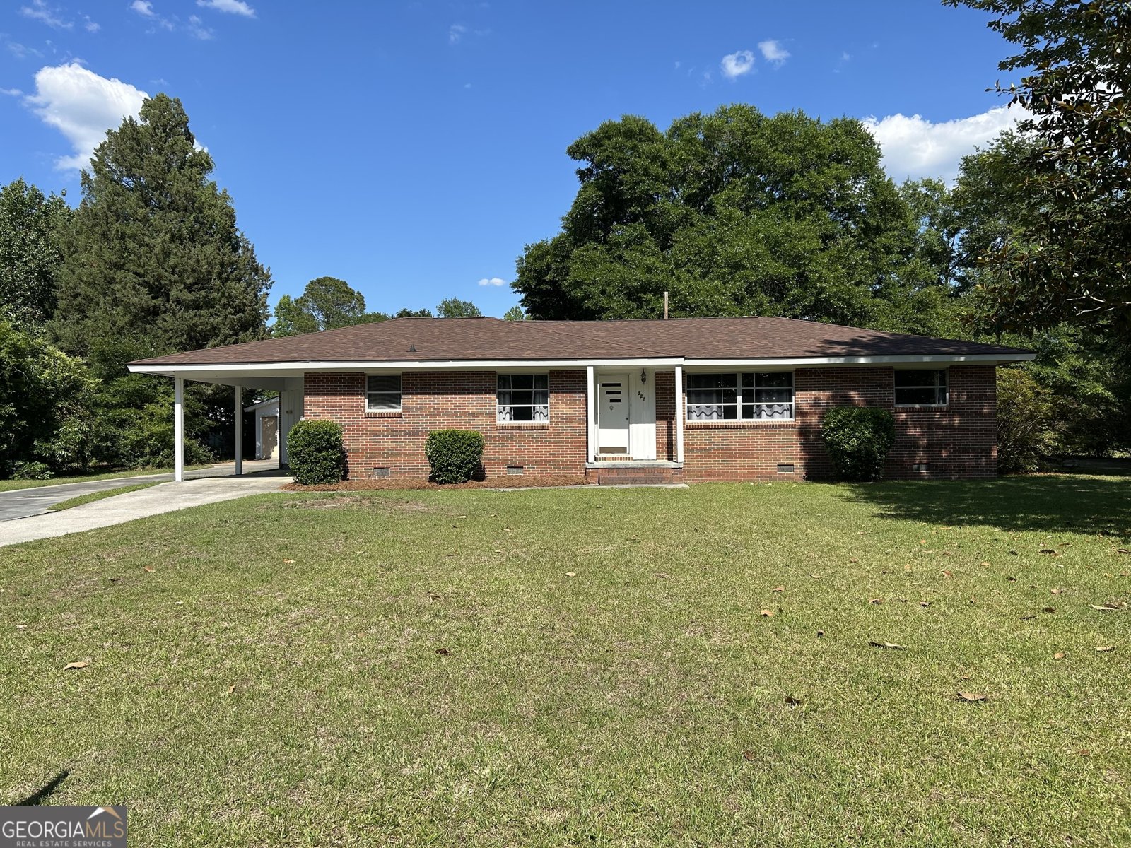 227 Dogwood Drive Sylvania - main photo