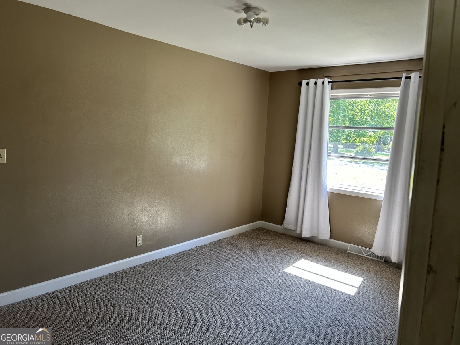227 Dogwood Drive Sylvania - Photo 14