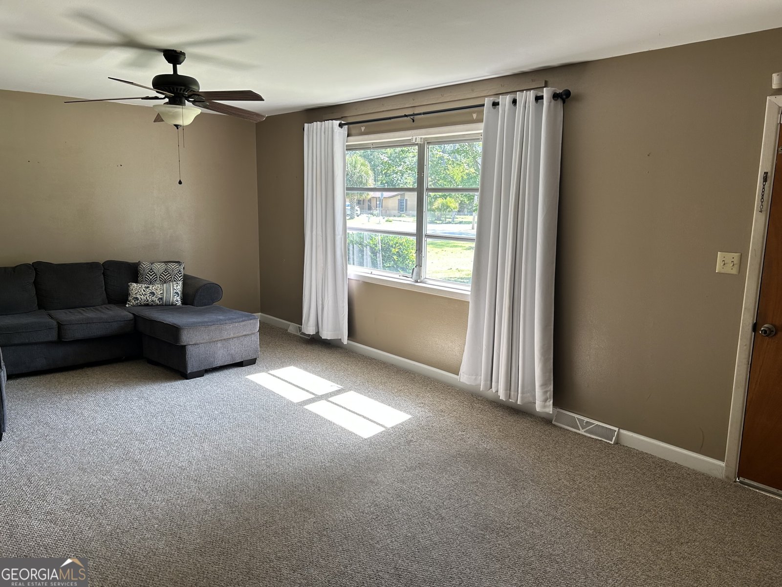 227 Dogwood Drive Sylvania - Photo 8