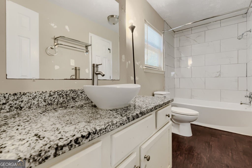 579 Wexwood Drive Riverdale - Photo 12