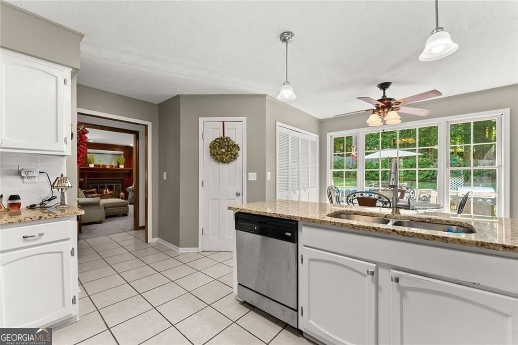 4343 Deerbrook Way Lilburn - Photo 18