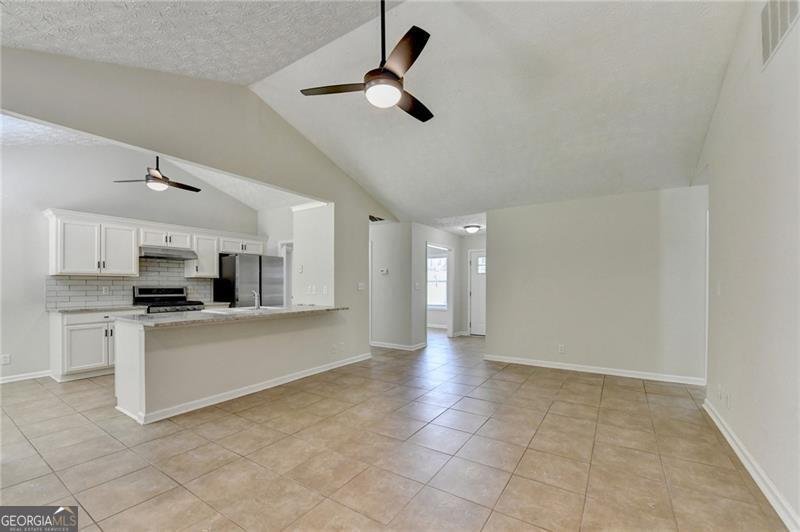 657 Arbour Way Suwanee - Photo 9