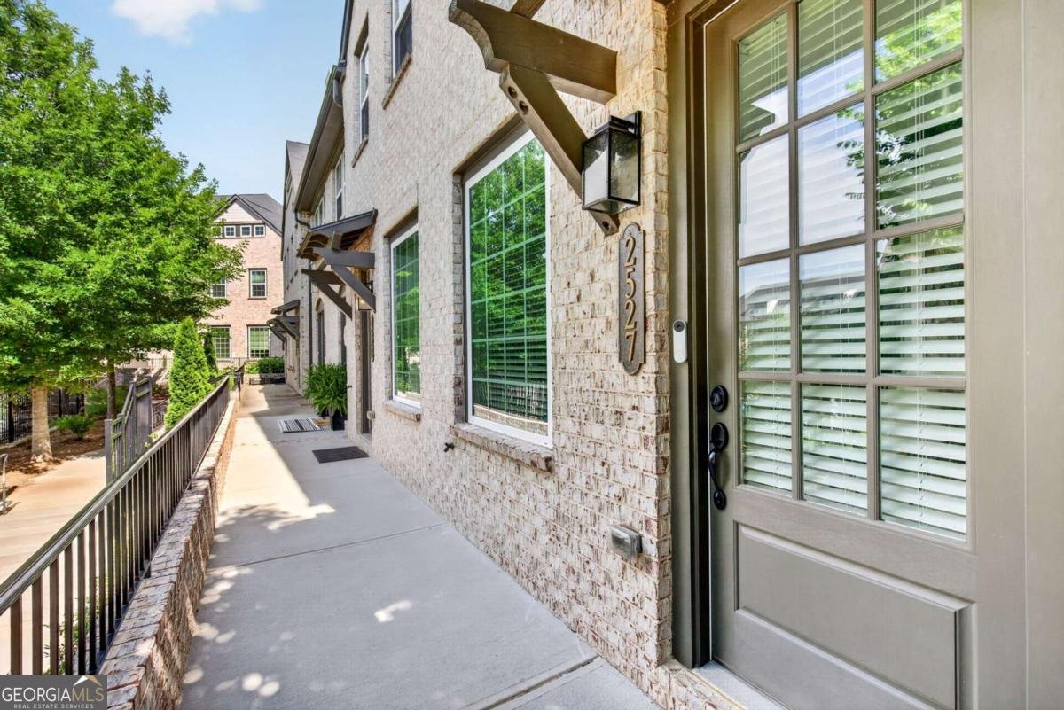 2527 Figaro Drive Atlanta - Photo 6