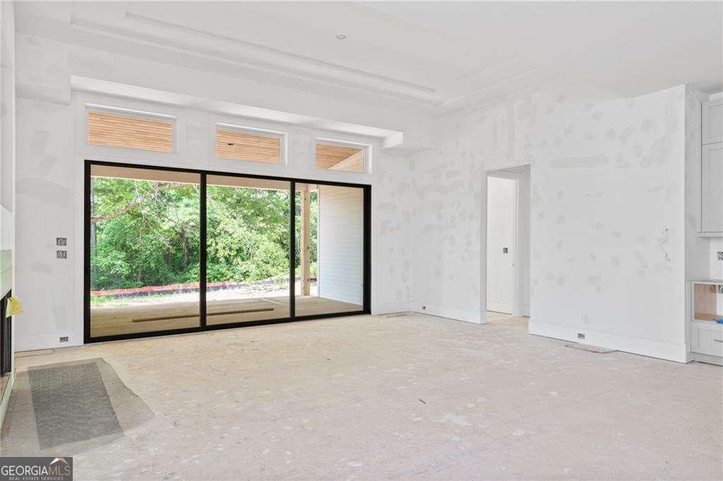 10910 Woodstock Road Roswell - Photo 11