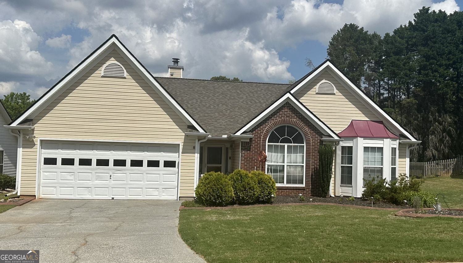 4015 McPherson Drive Acworth - main photo