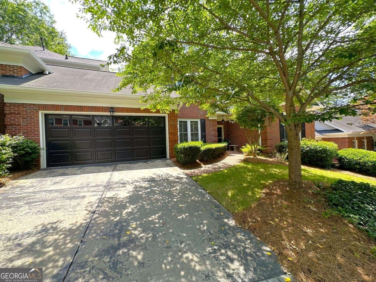 7155 Roswell Road Sandy Springs - main photo