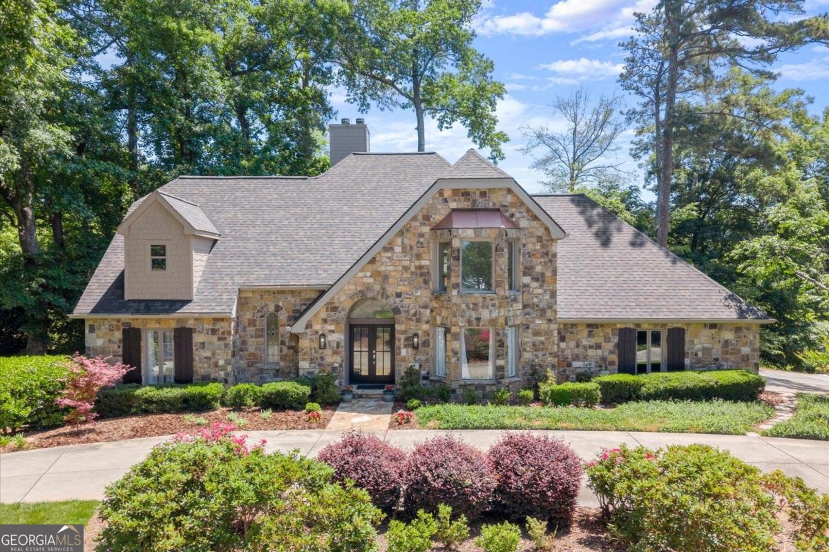 459 Atlanta Country Club Drive Marietta - main photo