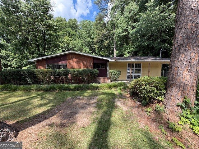 2379 Country Club Drive Atlanta - main photo