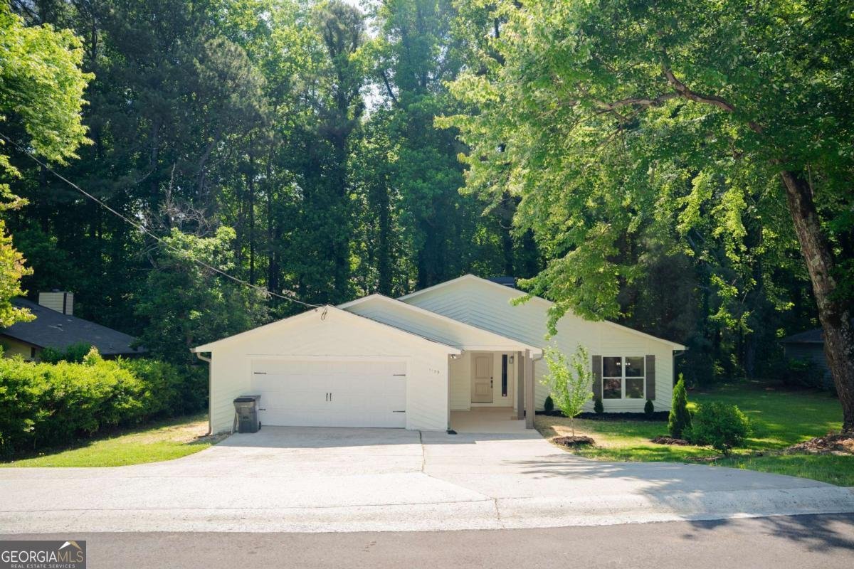 1139 Hillcrest Court Norcross - main photo