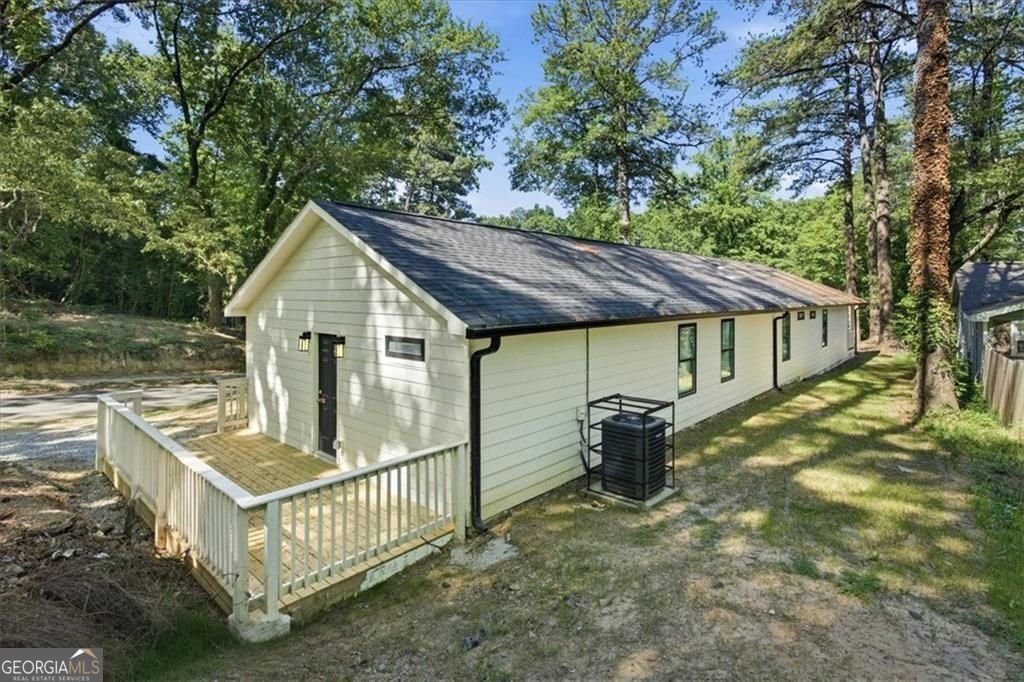 131 Holly Rd, NW Atlanta - Photo 23
