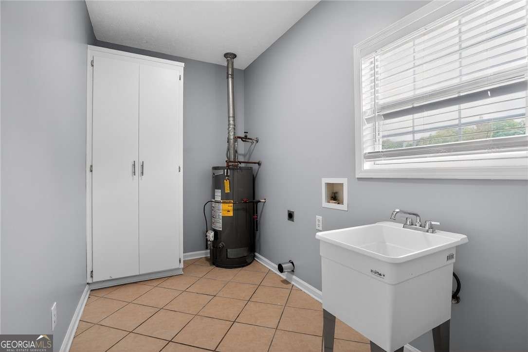 200 Essex Place Ellenwood - Photo 39