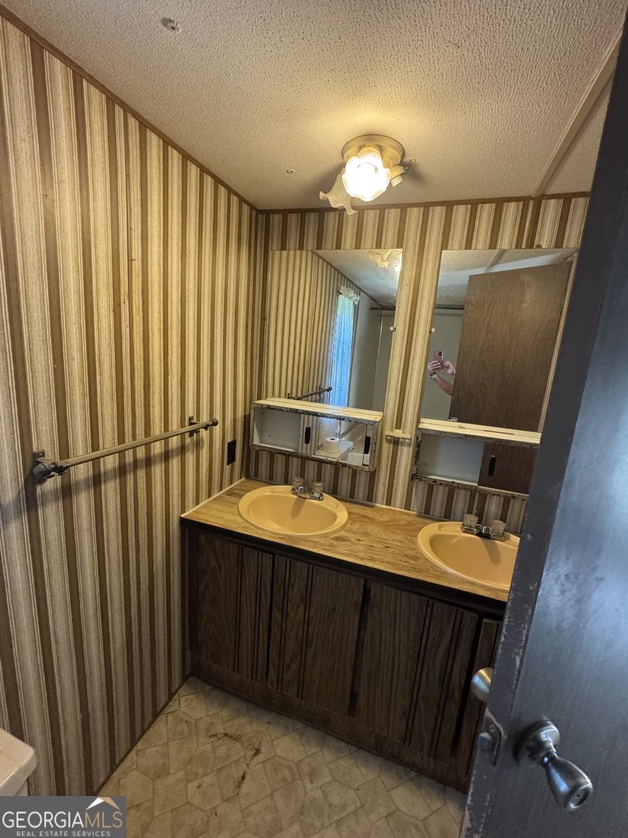 10651 Flat Shoals Road Covington - Photo 21