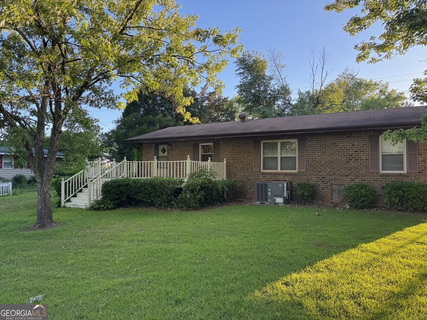 10651 Flat Shoals Road Covington - Photo 8