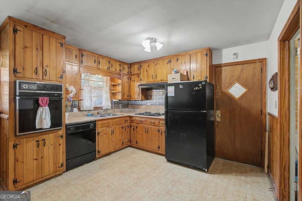 4455 Hillpine Road Forest Park - Photo 10