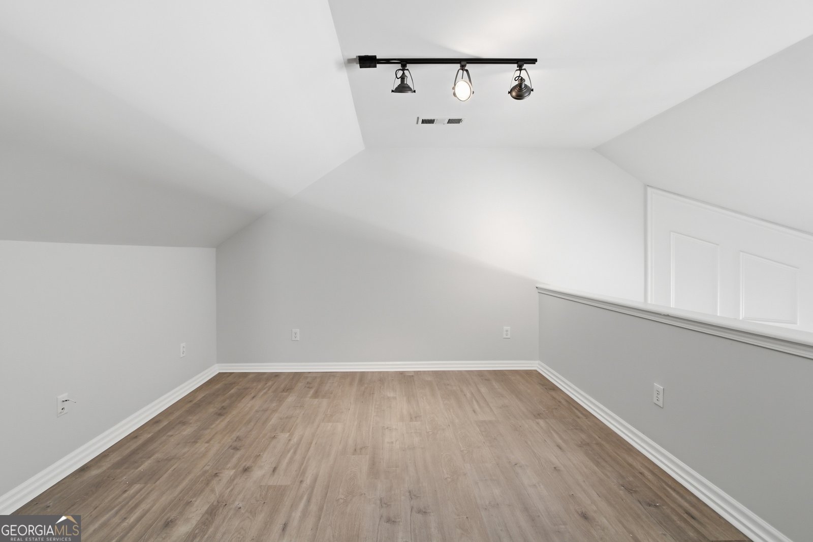 220 Hiawassee Drive Woodstock - Photo 19
