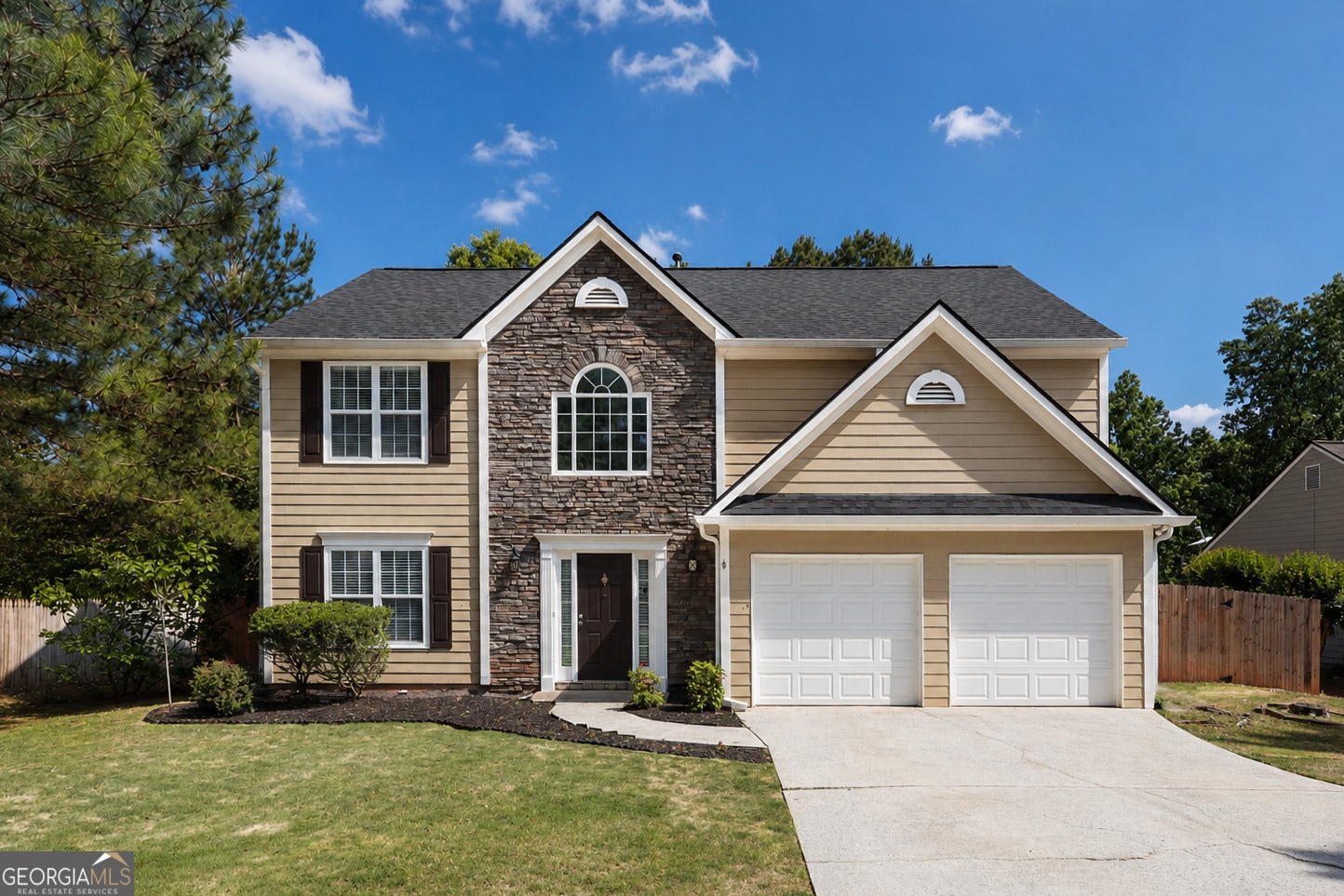 510 White Stag Court Suwanee - main photo
