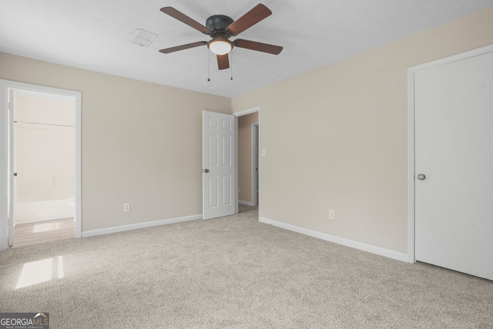 4975 Galbraith Circle Stone Mountain - Photo 16