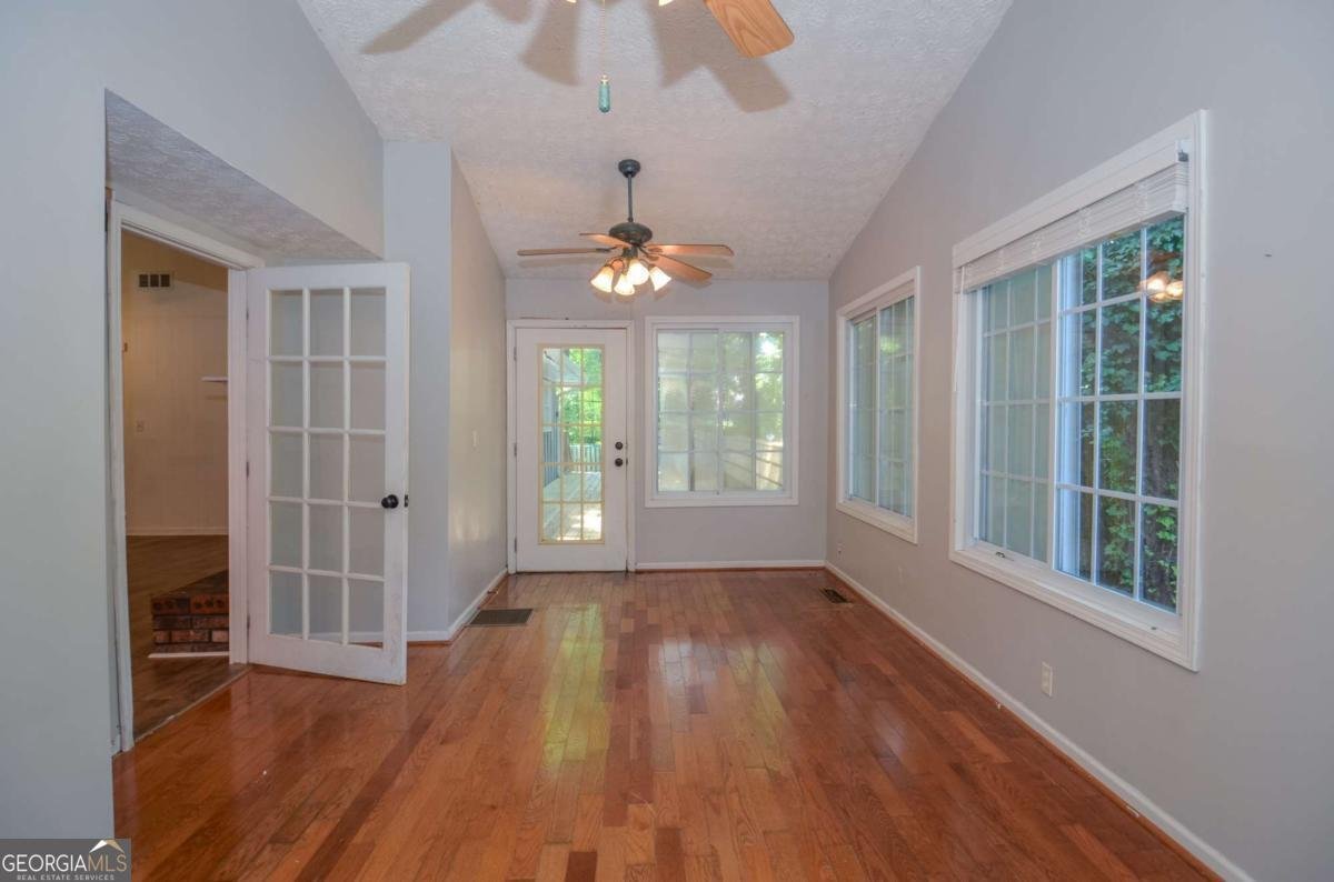 1117 Mandalay Court Lilburn - Photo 15