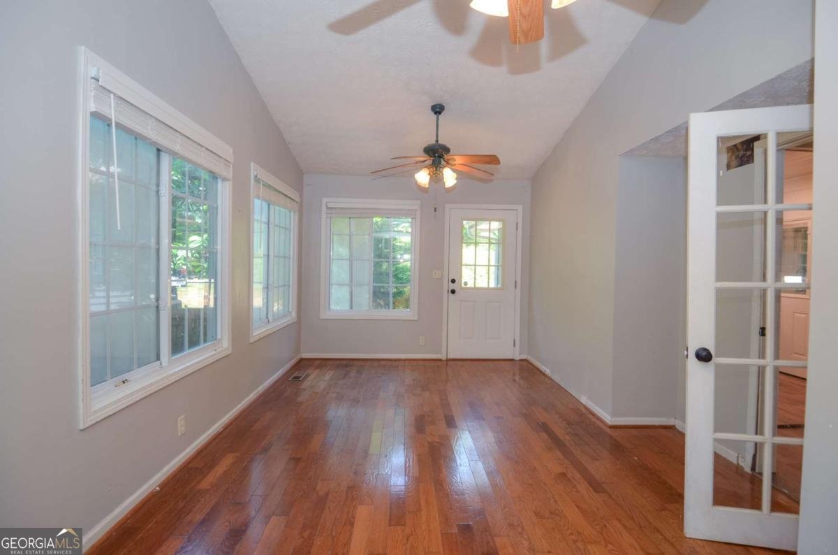 1117 Mandalay Court Lilburn - Photo 17