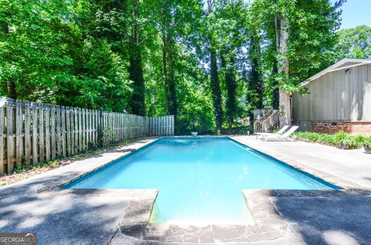 1117 Mandalay Court Lilburn - Photo 37