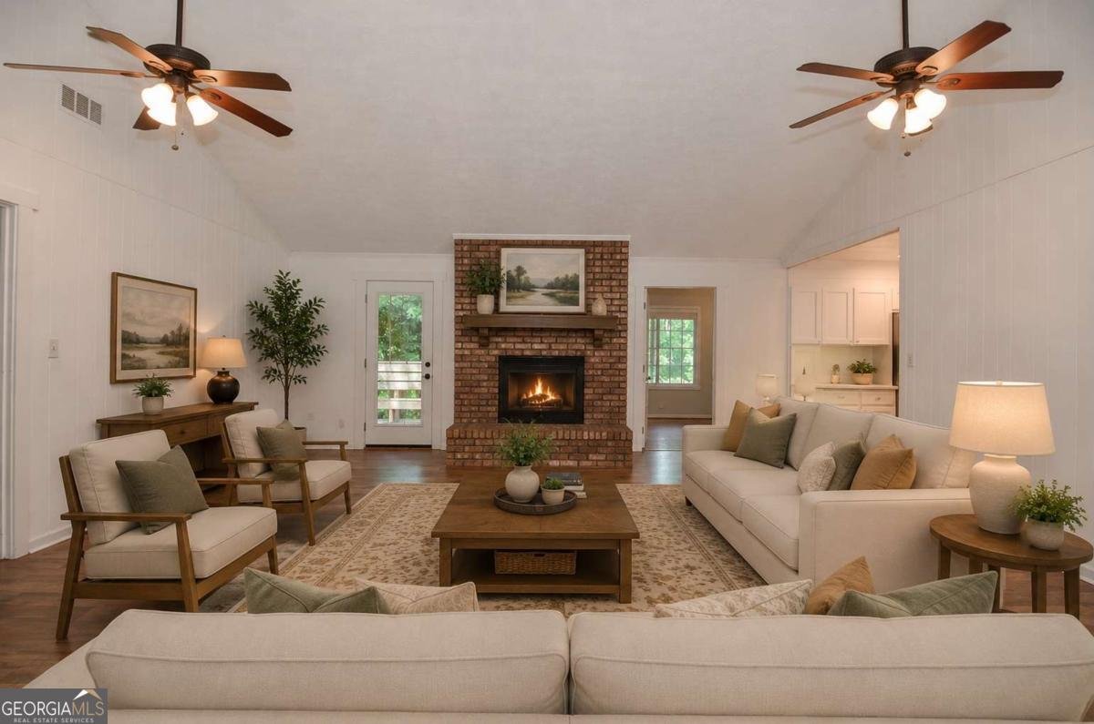 1117 Mandalay Court Lilburn - Photo 8