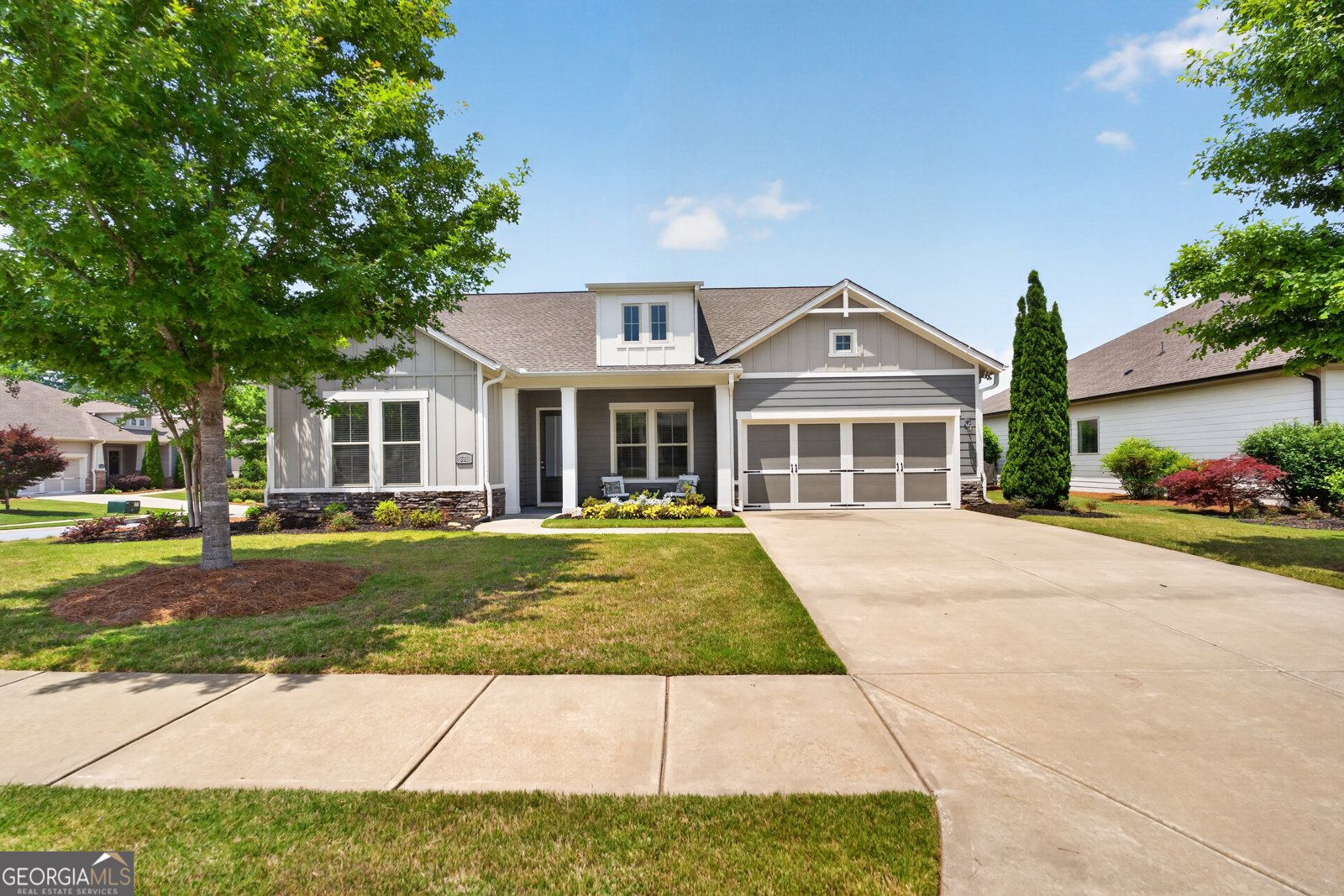 301 Hazel Drive Woodstock - main photo