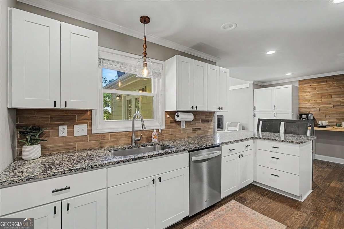 2078 Winding Creek Lane Marietta - Photo 10
