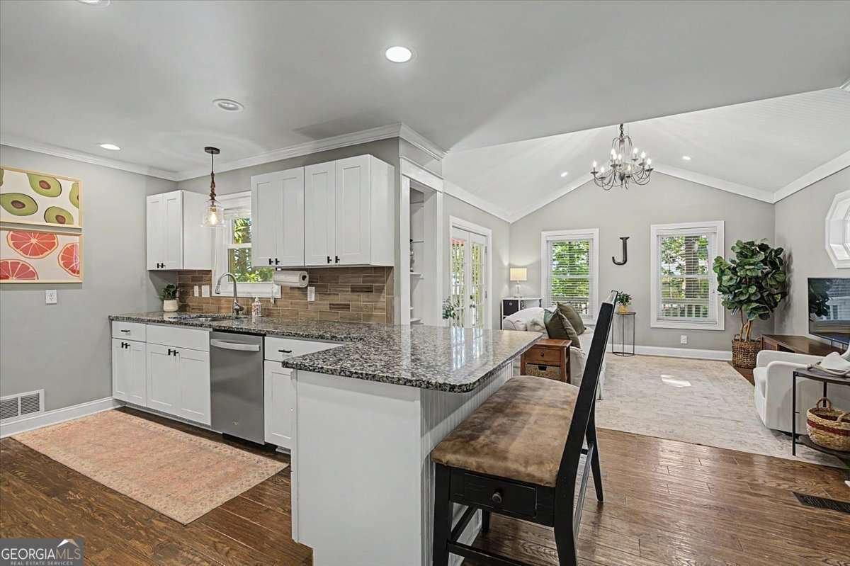 2078 Winding Creek Lane Marietta - Photo 11