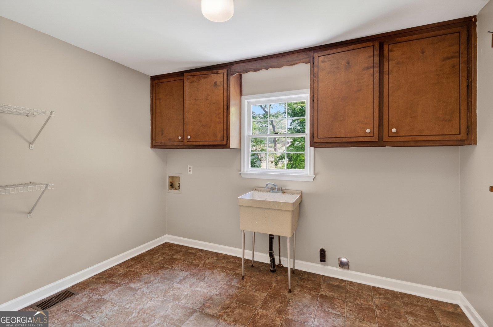 5794 Vantage Court Stone Mountain - Photo 18