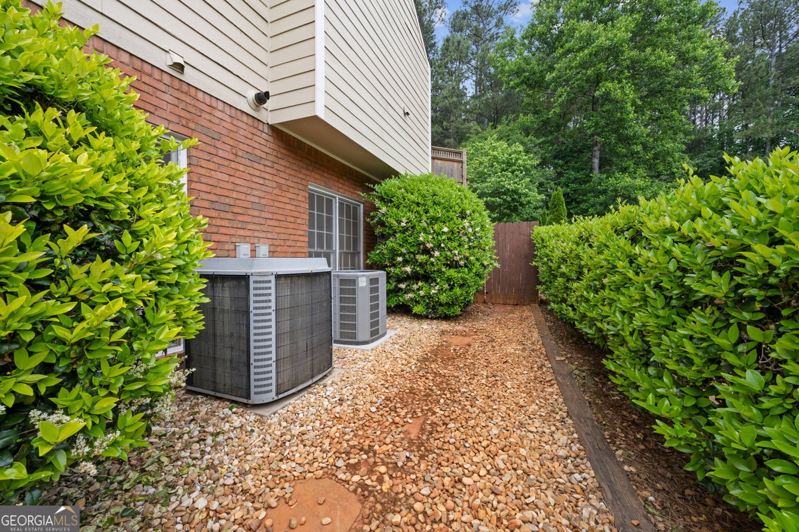 390 Woodbrook Way Lawrenceville - Photo 6
