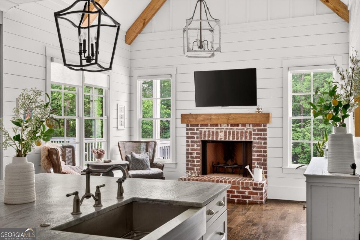 13460 New Providence Road Milton - Photo 9