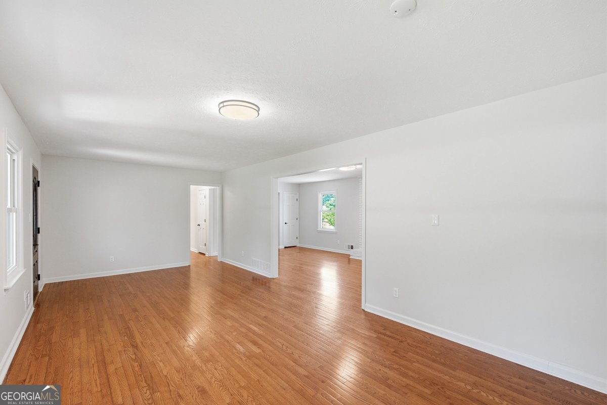 2683 Amberly Way Snellville - Photo 12