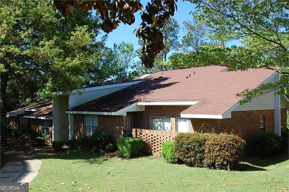 106 Westcliff Circle Warner Robins - main photo