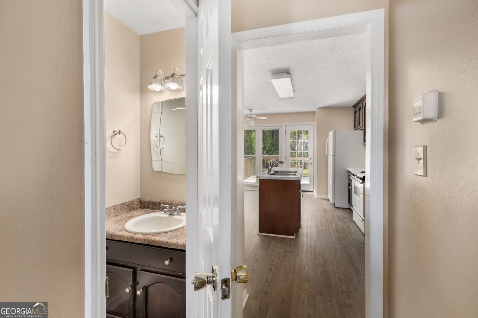 220 Chadwick Circle Macon - Photo 11