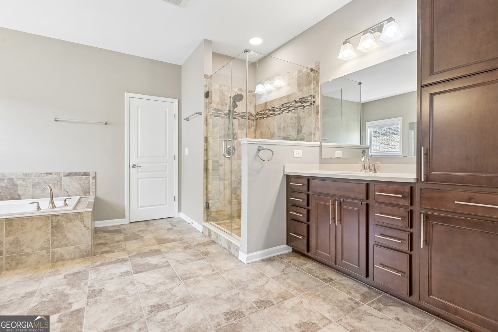 611 La Perla Drive Buford - Photo 18
