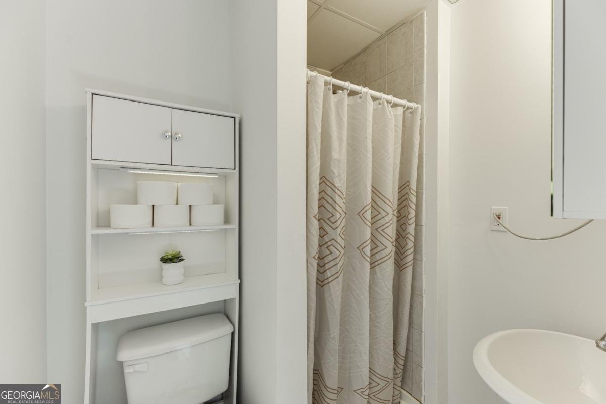3270 Royal Creek Way Lilburn - Photo 24