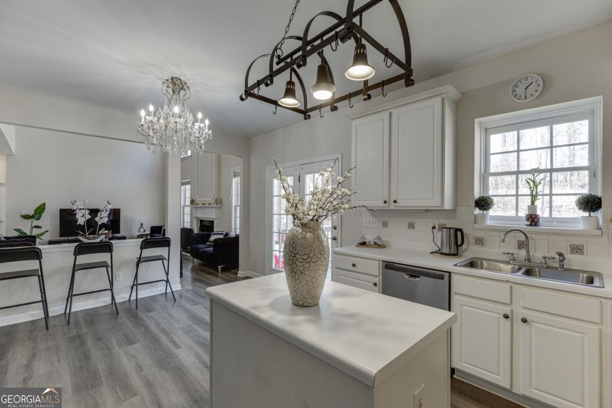 3270 Royal Creek Way Lilburn - Photo 9