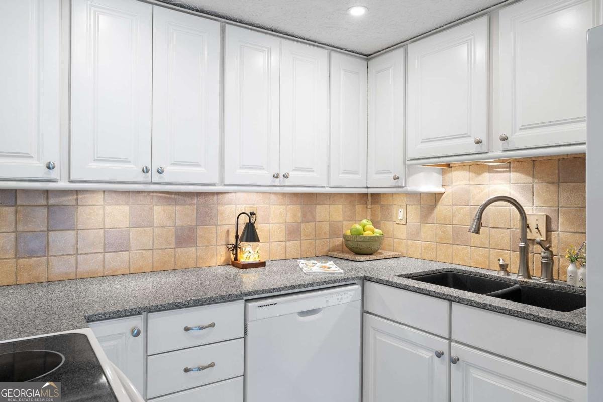 2476 Cedar Canyon Court Marietta - Photo 11