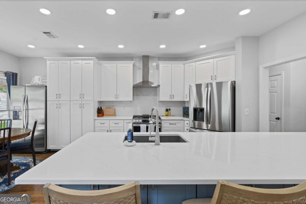 8065 Sandorn Drive Roswell - Photo 10