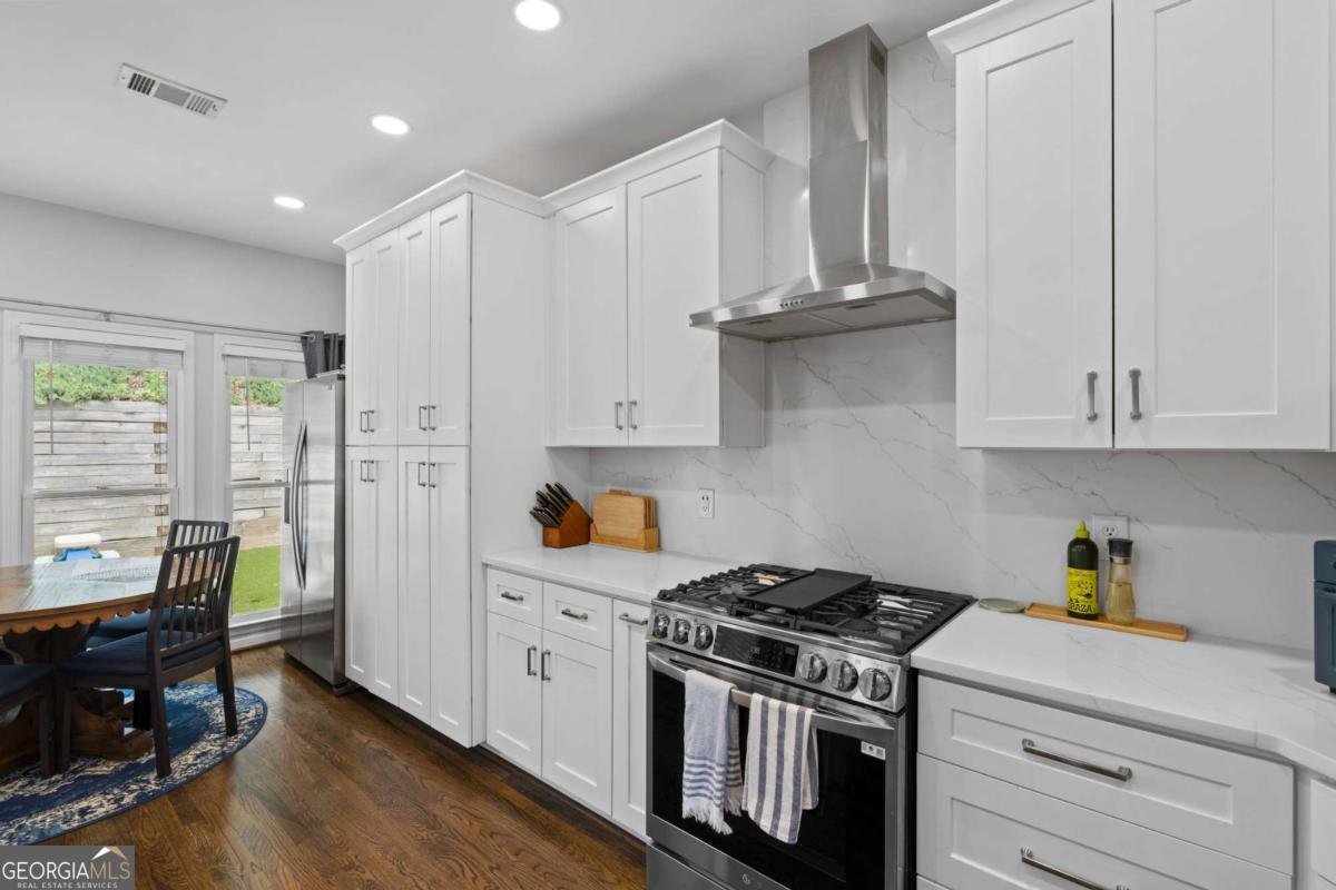 8065 Sandorn Drive Roswell - Photo 15