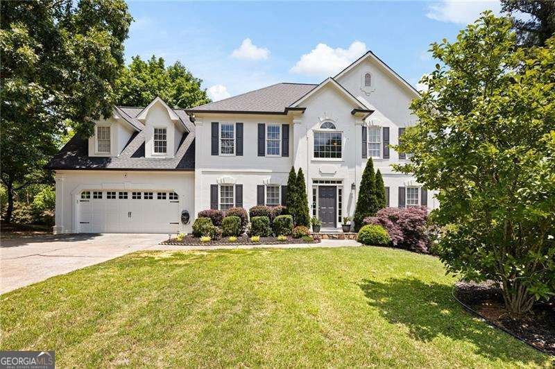 1340 Fallsbrook Drive Acworth - main photo