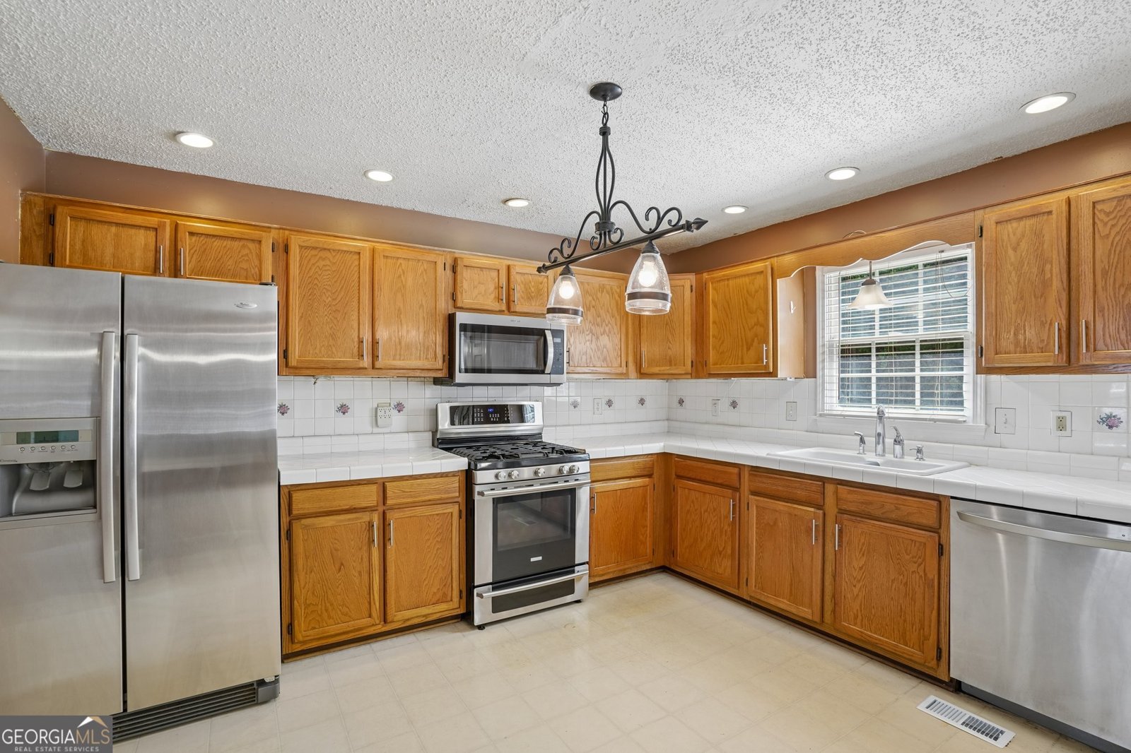 243 Abbington Way Douglasville - Photo 12