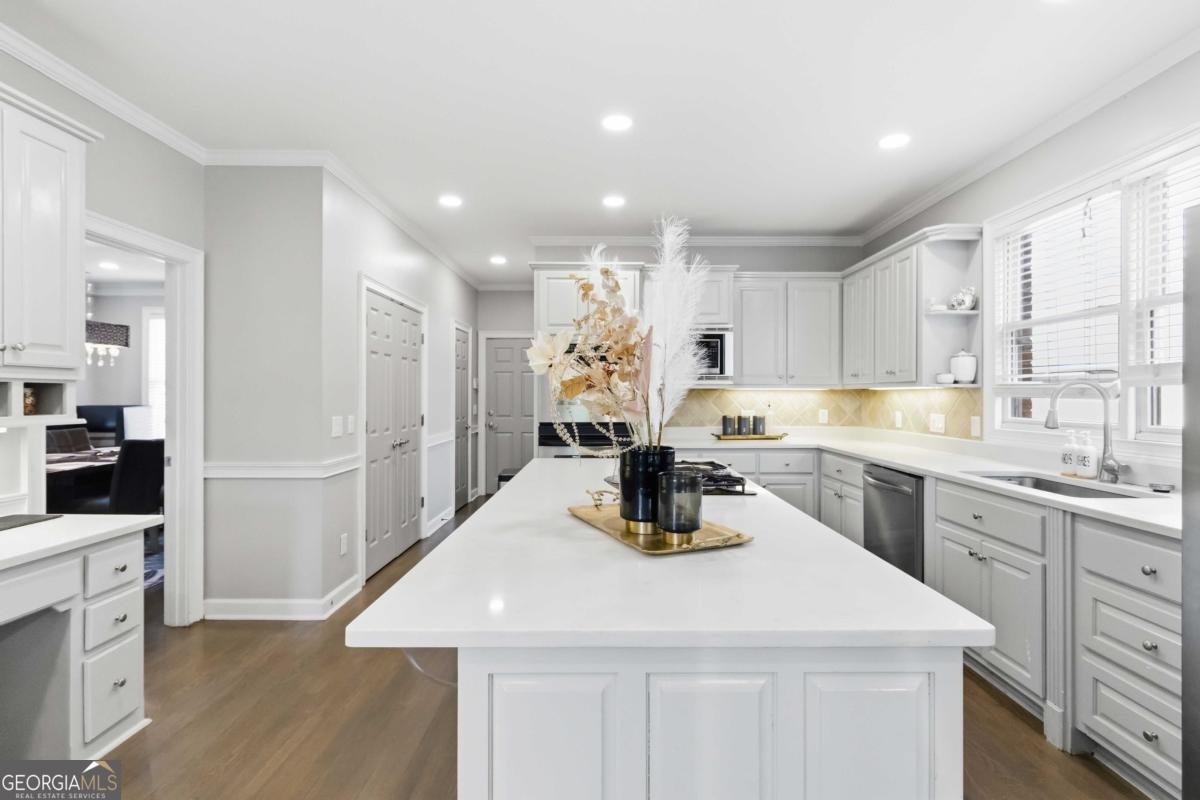 1121 Hiddenbrook Lane Suwanee - Photo 12