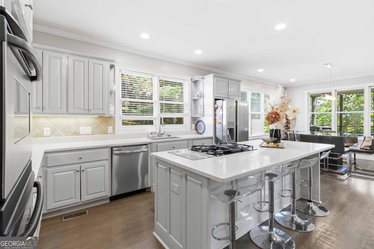 1121 Hiddenbrook Lane Suwanee - Photo 13