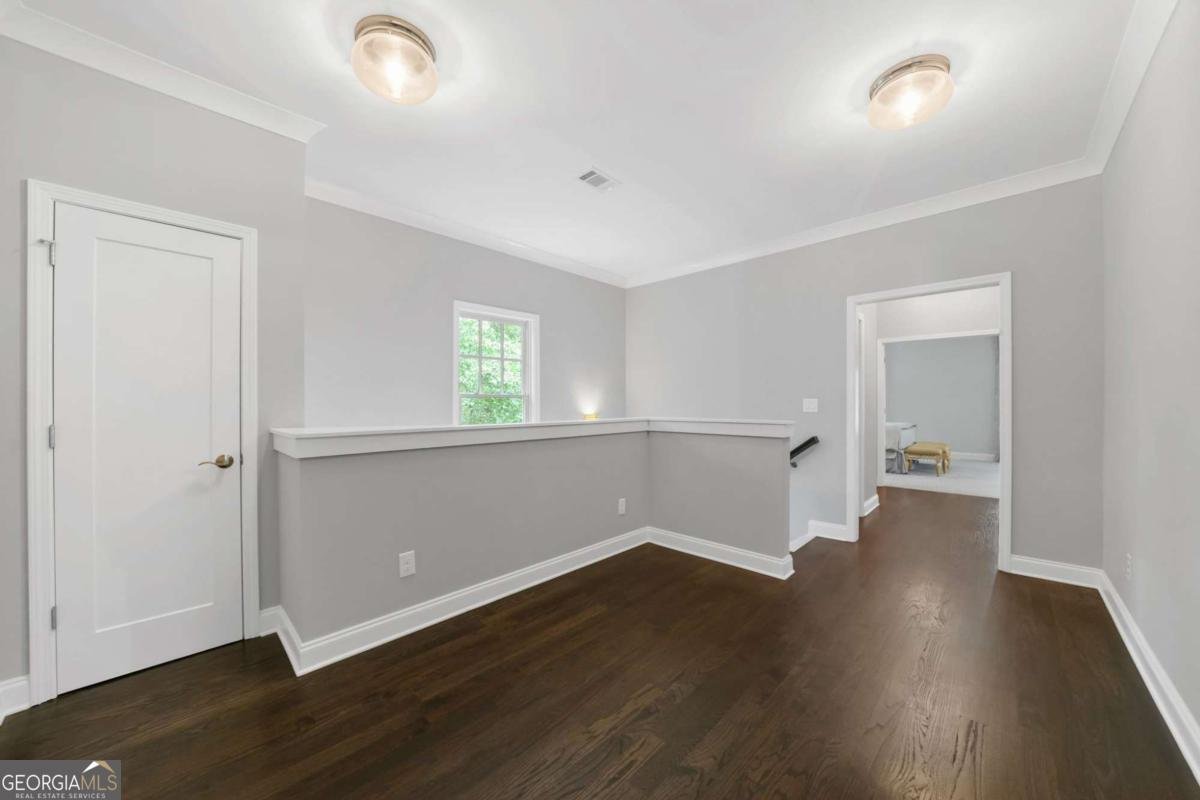 232 Fowler Street Woodstock - Photo 23