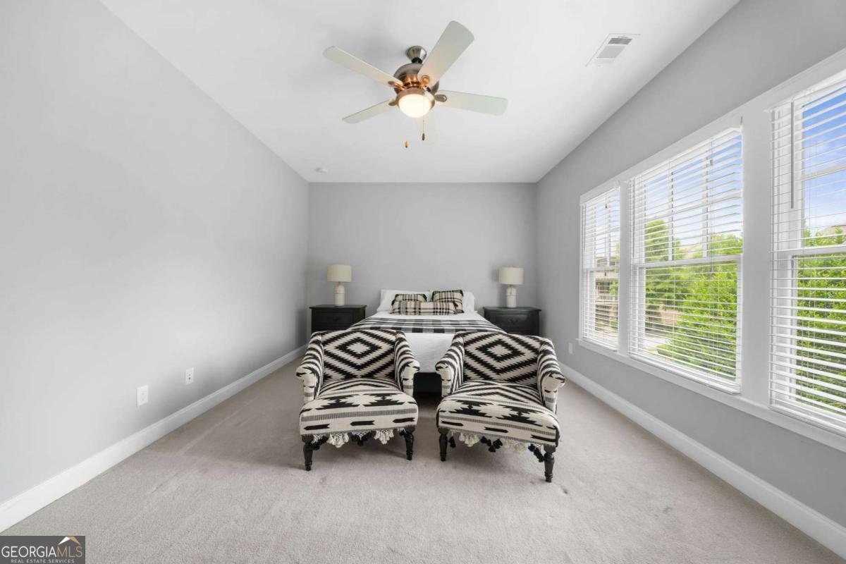 232 Fowler Street Woodstock - Photo 37