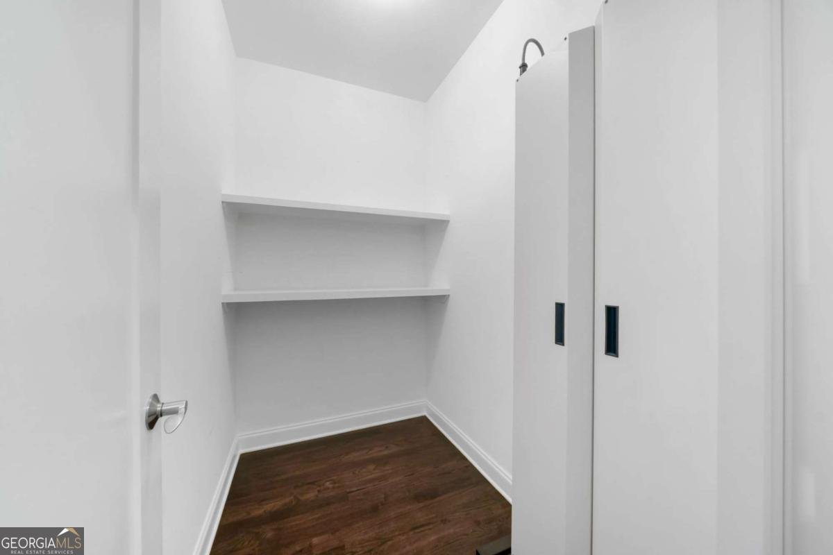 232 Fowler Street Woodstock - Photo 44