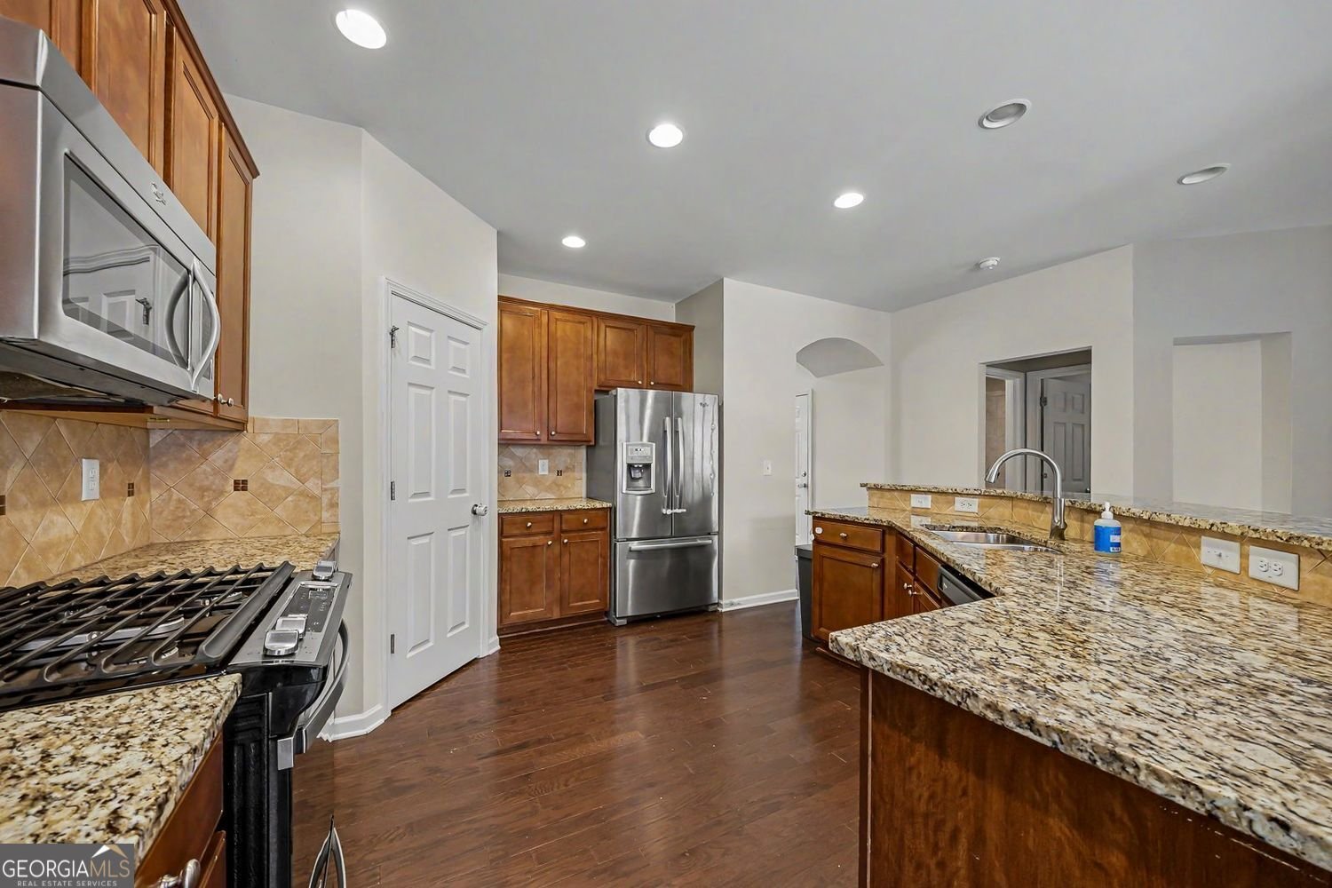 622 Lorimore Pass Canton - Photo 16