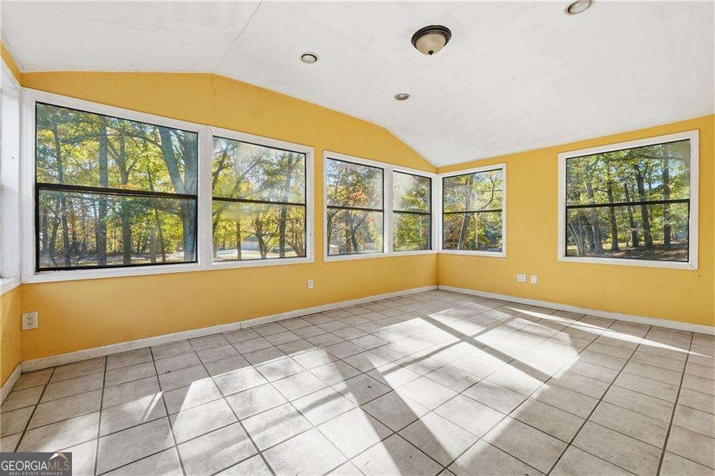 4170 Hurt Bridge Court Cumming - Photo 14
